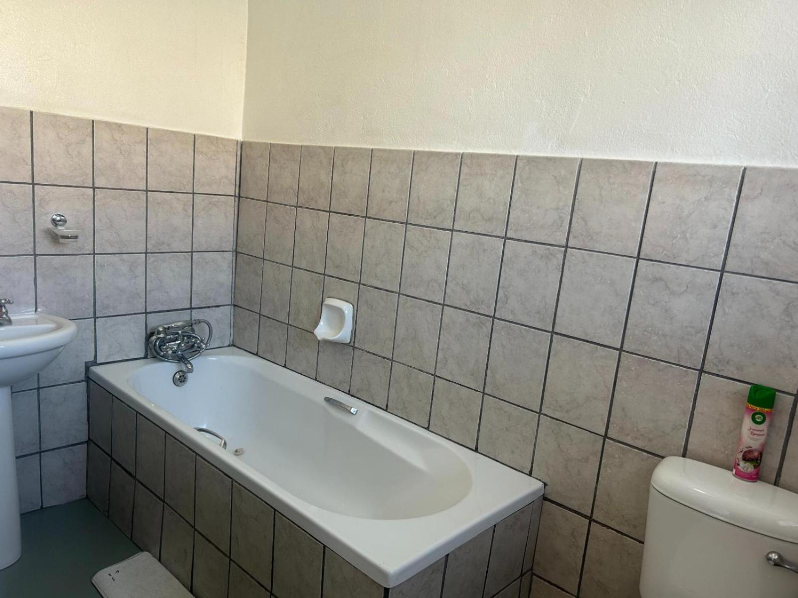 Cherry Lane Guest House Фиксбург Екстериор снимка