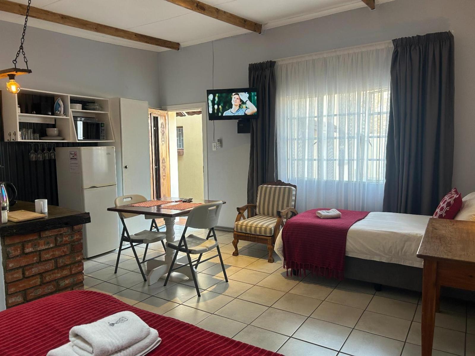 Cherry Lane Guest House Фиксбург Екстериор снимка